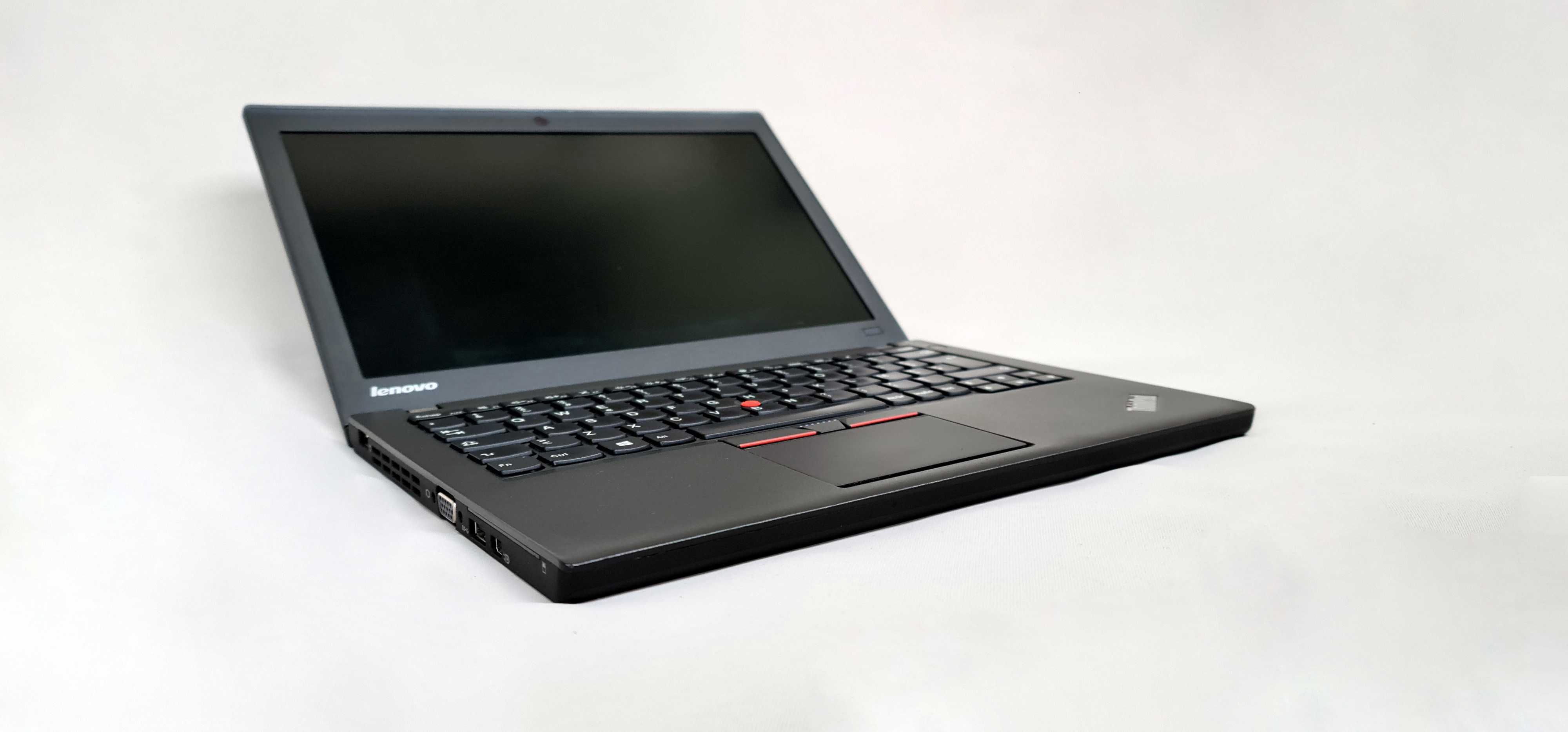 Lenovo Thinkpad x250 cu i5 sau i7 12" ssd 2 baterIi cu Garantie !