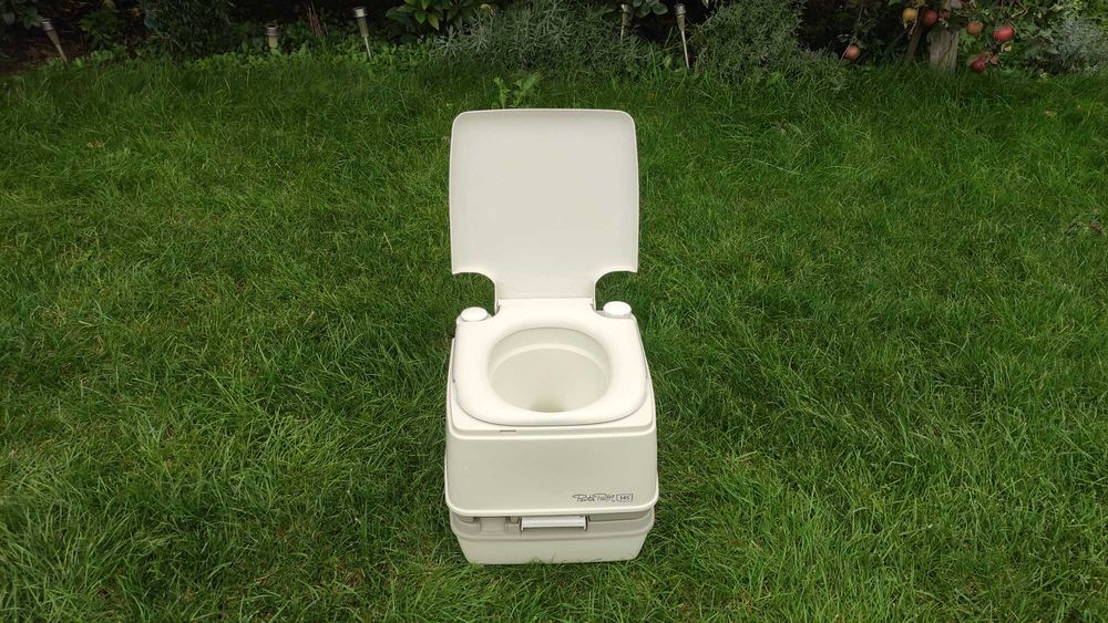 Toaleta ecologica portabila Thetford.