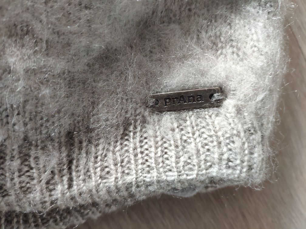 Prana Marin Pom Pom Beanie, дамска шапка, ски