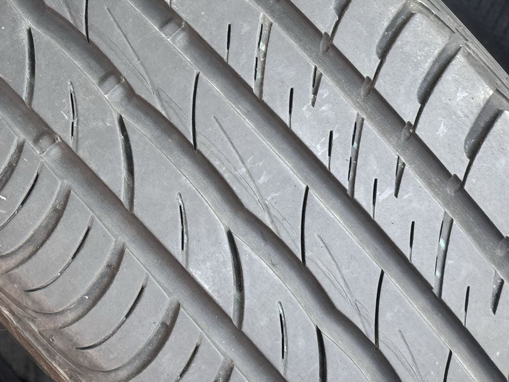 215/40/R17 Barum Bravuris2 4бр летни 5-6мм