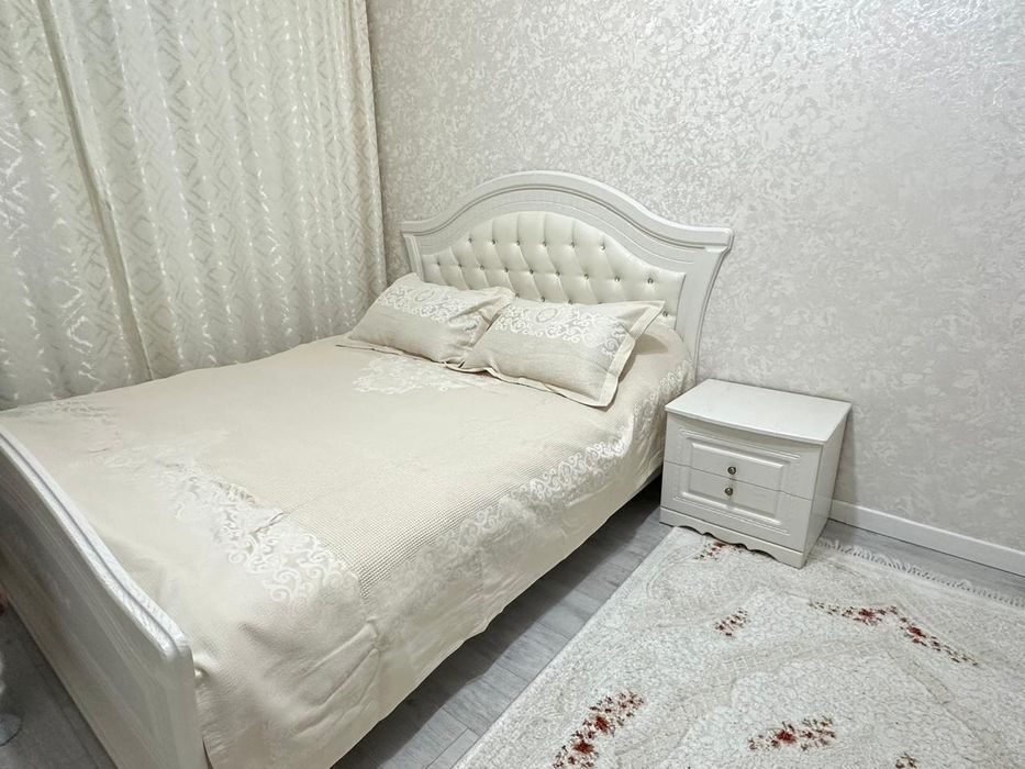 Продам спальный гарнитур