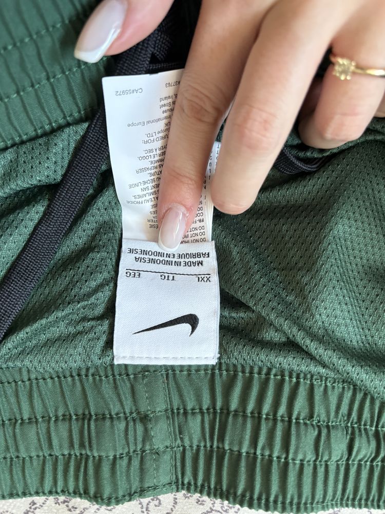 Мъжки бански на GAP и NIKE