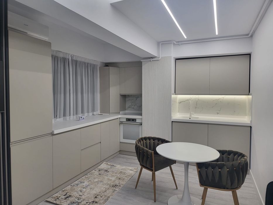 De Inchiriat Bul Dem Radulescu !