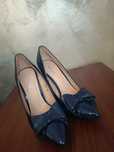 Vând pantofi stiletto