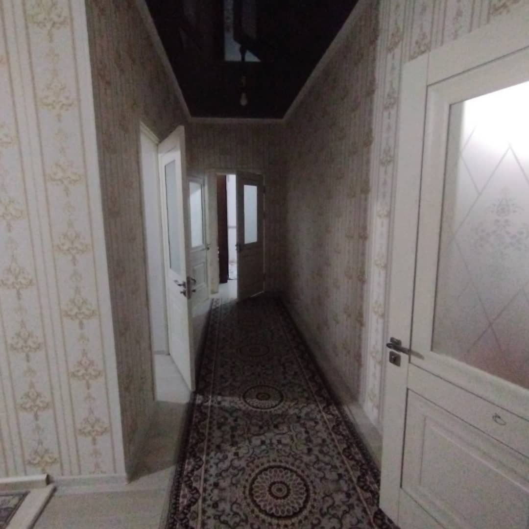 Г.Ходжели уй Сотилади.