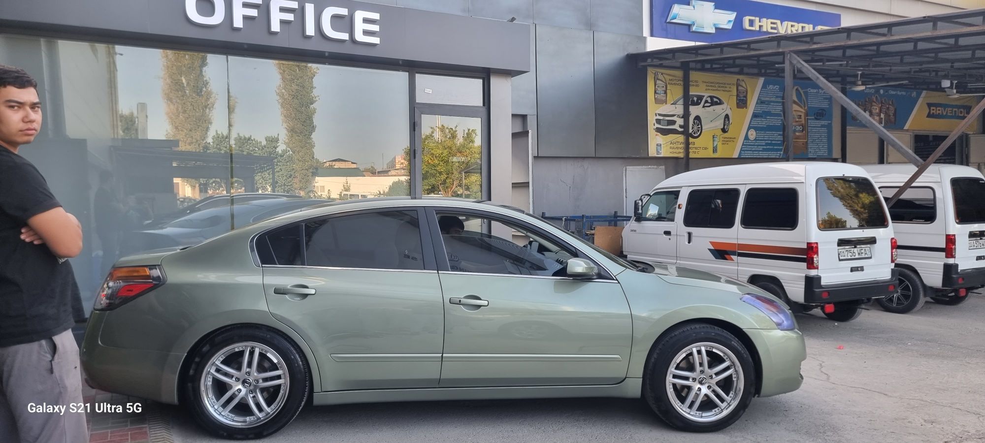 Nissan altima arenda boshiga 4000 bez protsent 12 oyga/2007 yil metan