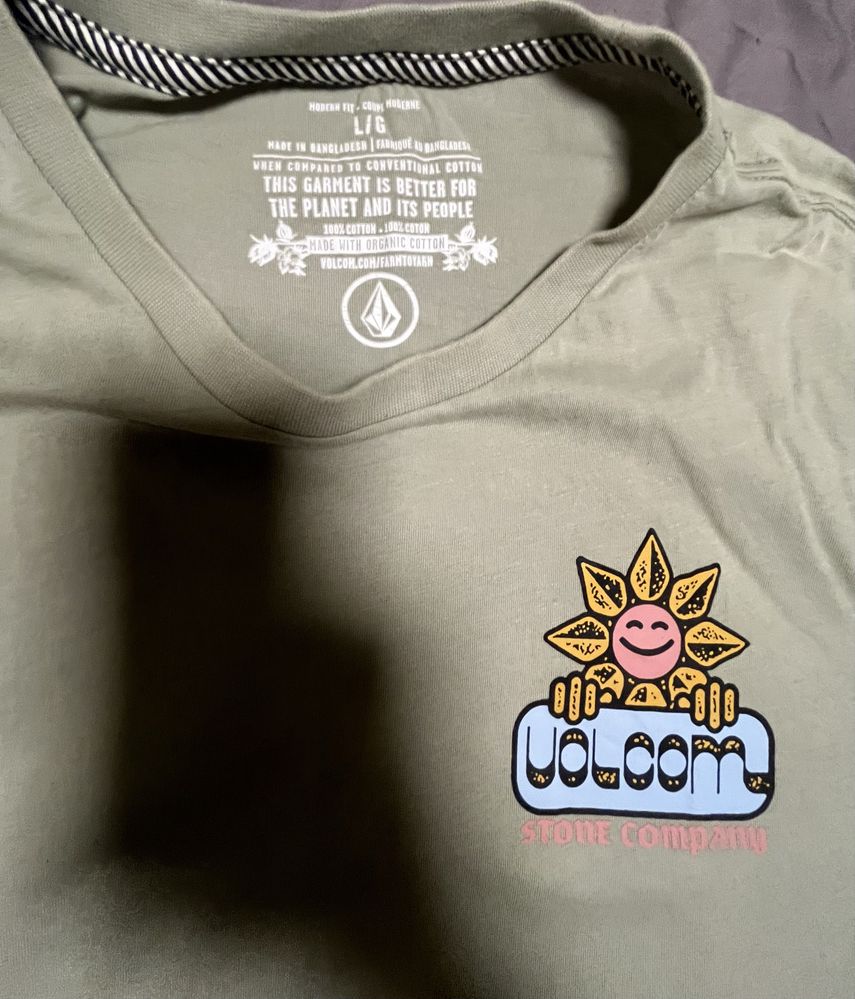 Тениска volcom , потиник и долнище VANS