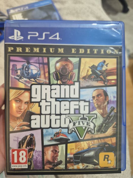 Игра за ps4 ,grand theft auto