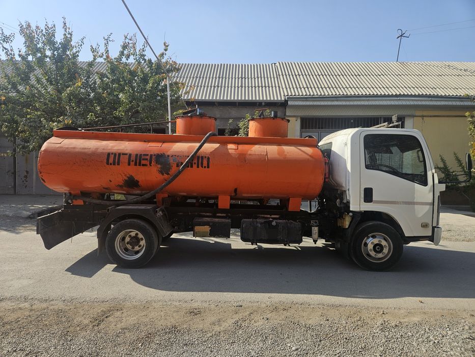 Исузу Бензовоз сотилади