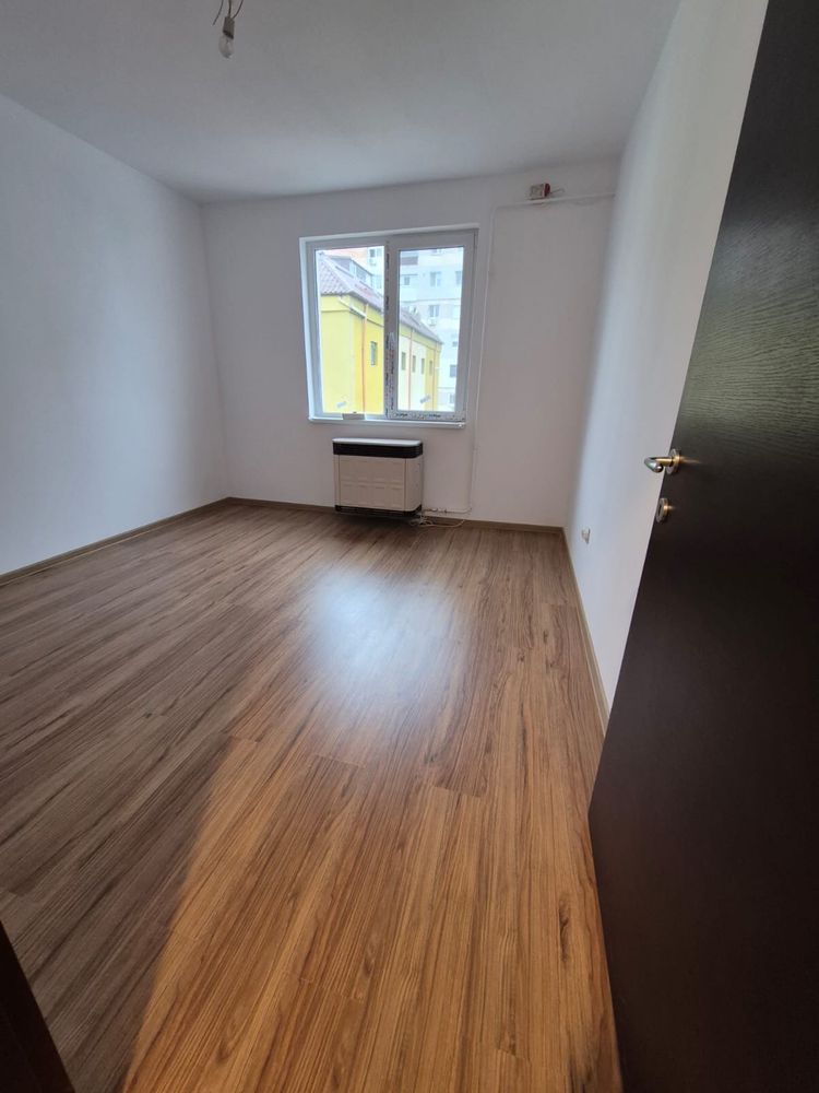 Apartament de vanzare centru  independentei 124 Braila
