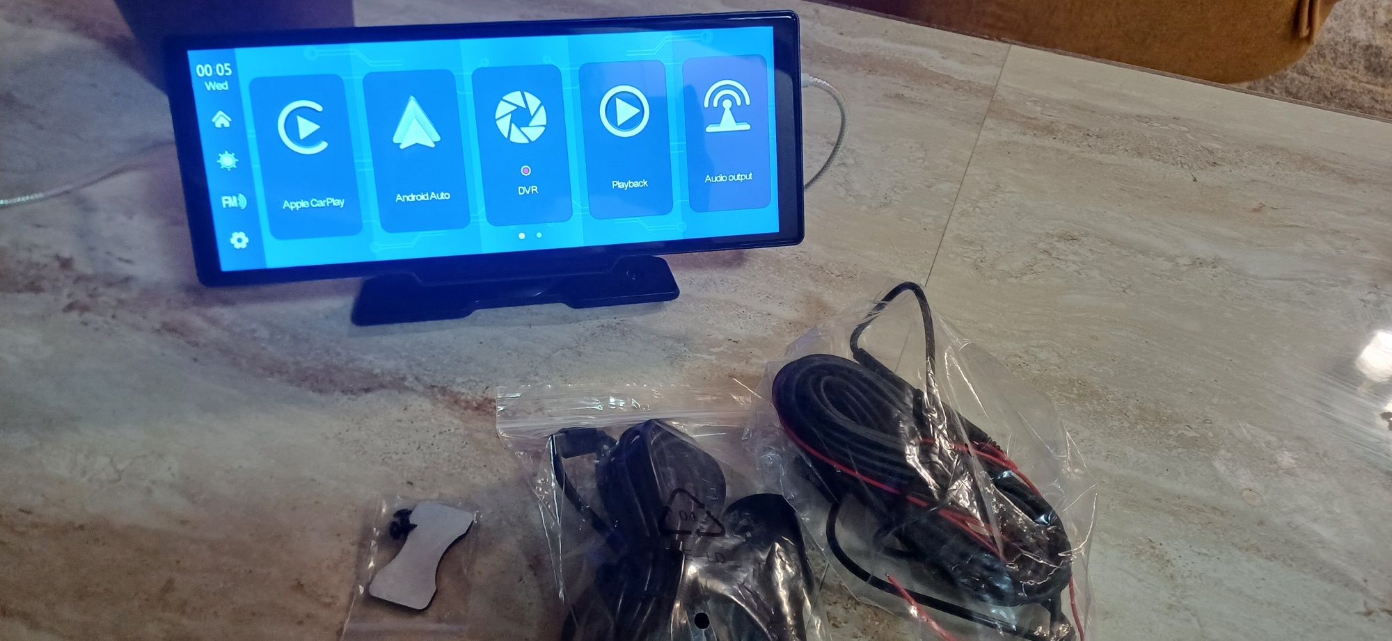 Преносима мултимедия  CarPlay/Android Auto + Допълнителна камера
