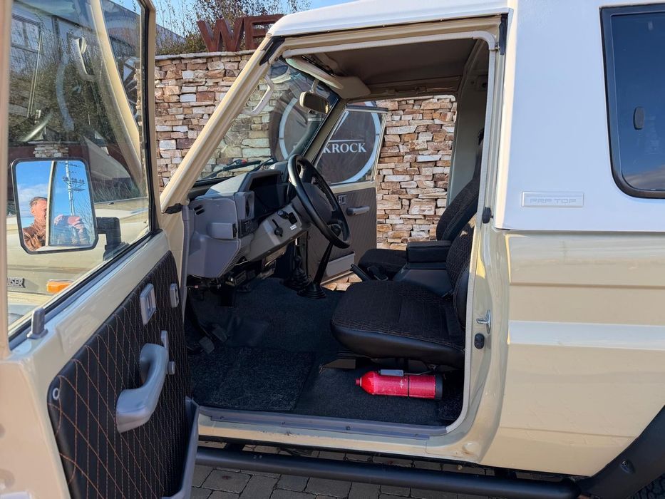 Toyota Land Cruiser 4.2 HZJ 73 Heavy Duty autoutilitara