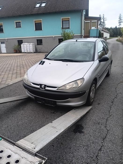 Peugeot 206 1.4 benzina