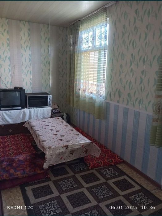 3 xonali kvartira sotiladi