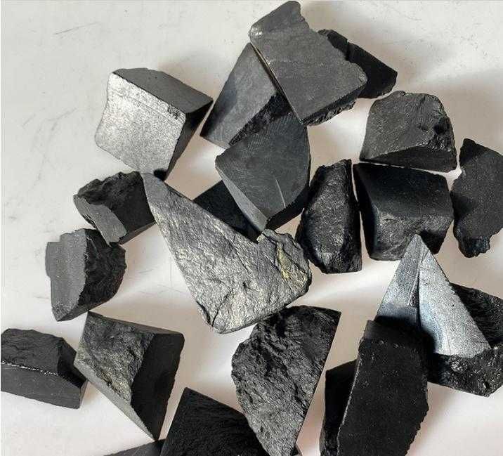 Натурален Добив Естествен Шунгит Най-Старият Минерал на Земята Фулерен