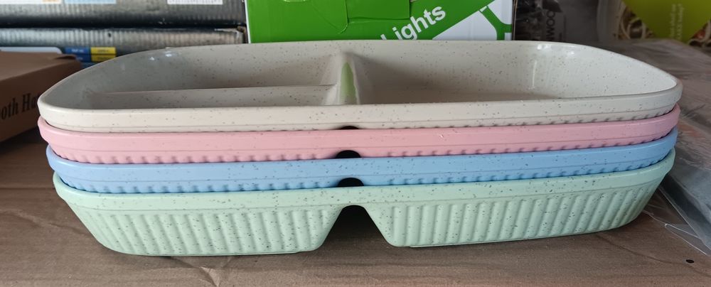 Set de 4 tăvițe diferite culori