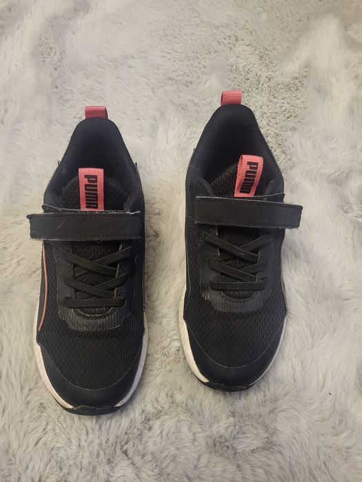 Adidași Puma mărimea 32