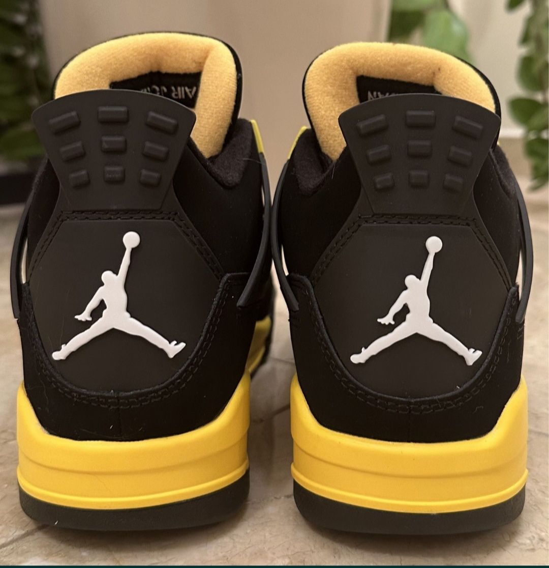 Jordan 4 yellow thunder 41