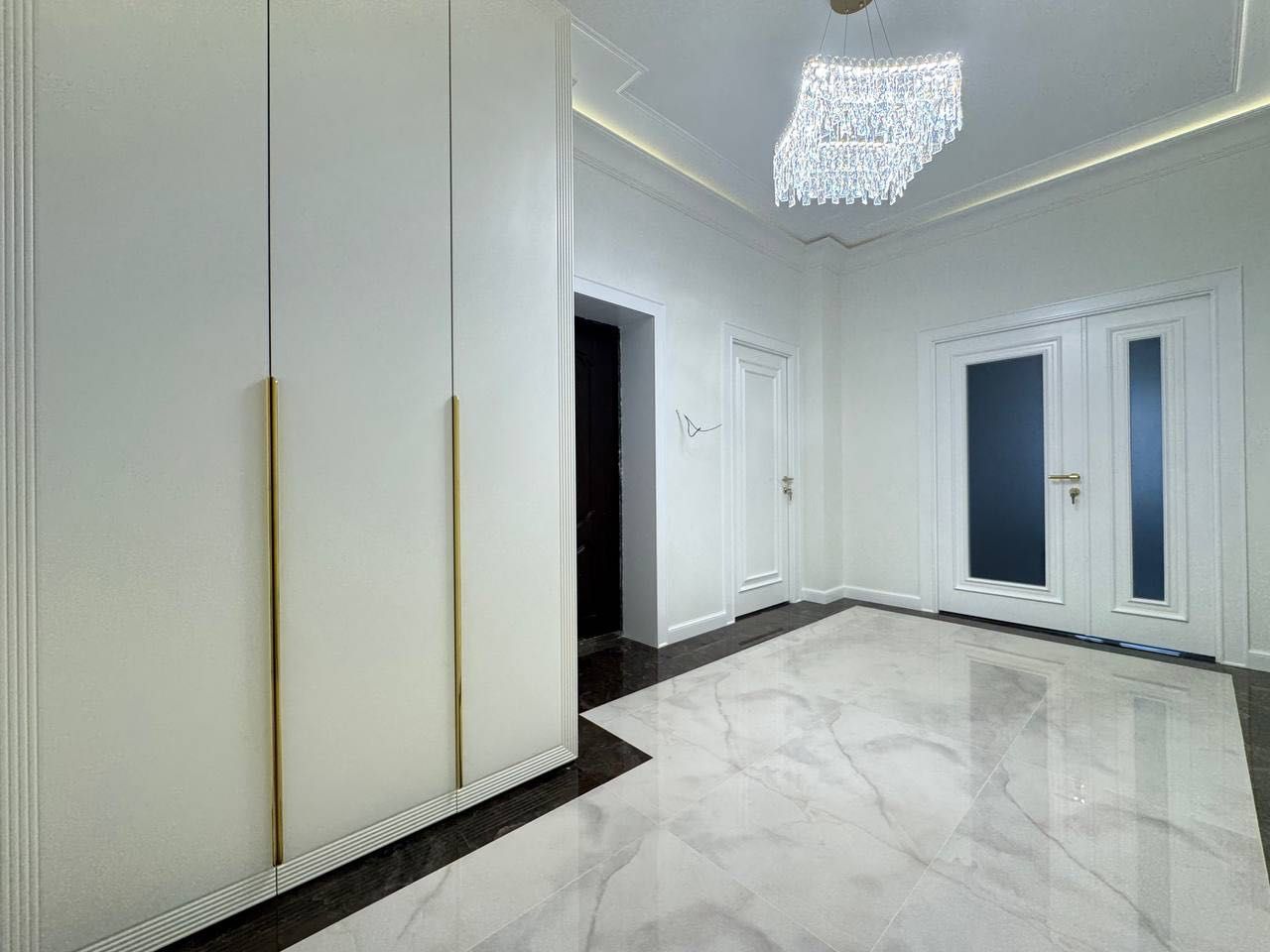 Продается квартира 104 м2