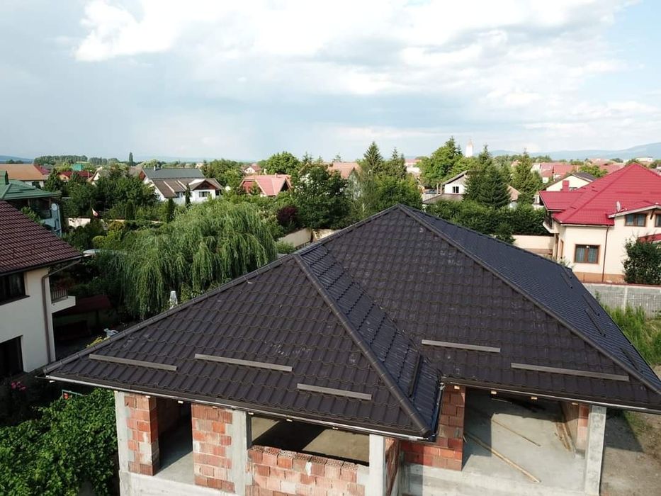 Reparati Acoperisuri Montaj Tigla Metalica