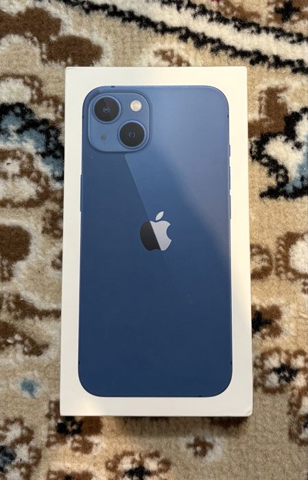 Коробка айфон 13 көк түсті