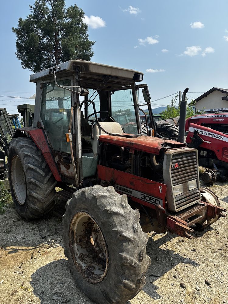 Dezmembrez Massey Ferguson 3050 cu încărcător