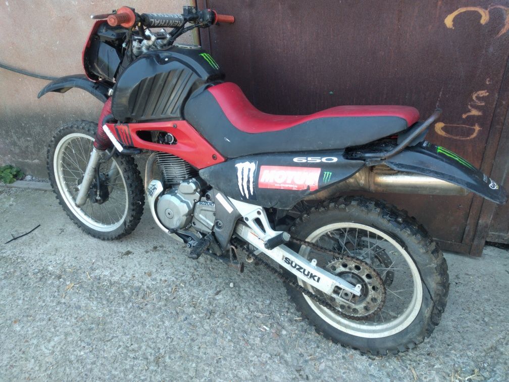 Suzuki DR/XF 650 на части