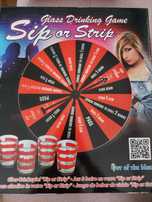 Игра с шотове и рулетка Sip or Strip