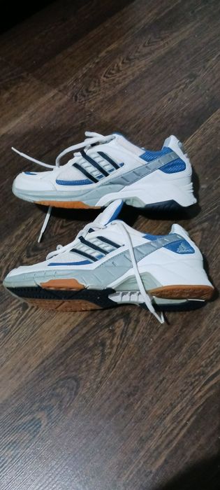 Adidas original mărimea 40