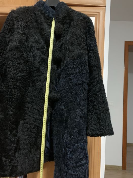 Vand haina de astrahan