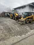 Inchiriez Buldoexcavator Miniexcavator Bobcat
