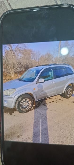 Продам автомобиль Тайота РАФ 4, 2002г. Обьем 2л, полный привод