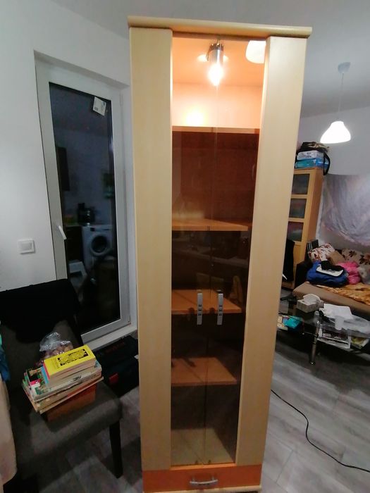 Шкаф/Библиотека/Секция с осветление