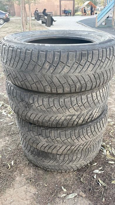 Продам зимние шины R 18