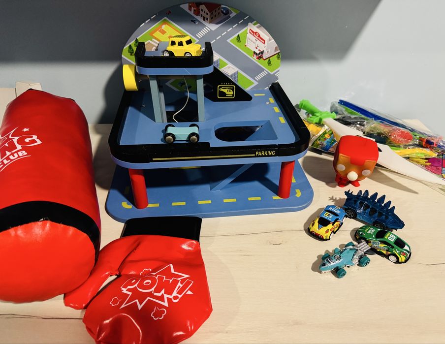 Лот     играчки бебешки