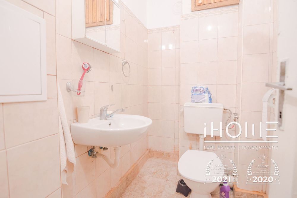 Продава се Тристаен апартамент в София, Център - 100 кв.м за 2700 €/кв.м - Снимка #4