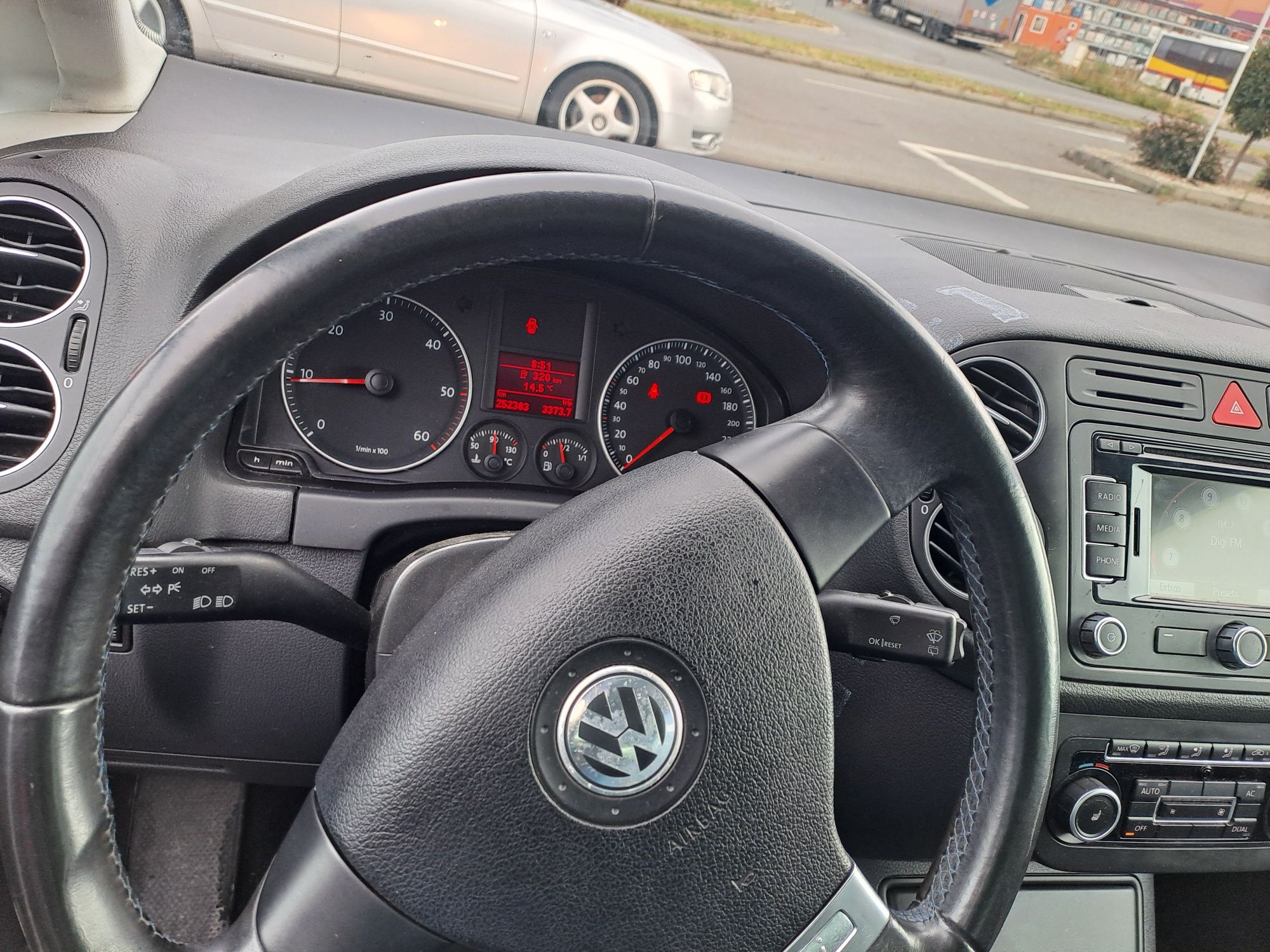 Vw Golf 5 plus enjoy 1.9 tdi 6+1 trepte manual