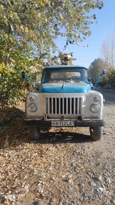 Gaz 52 sotiladi xolati zur moshina