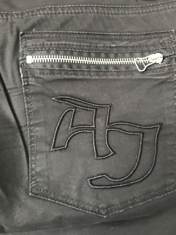 Дънки Off-White Operating, Дънки Зара, Панталон Orsay и панталон AJ