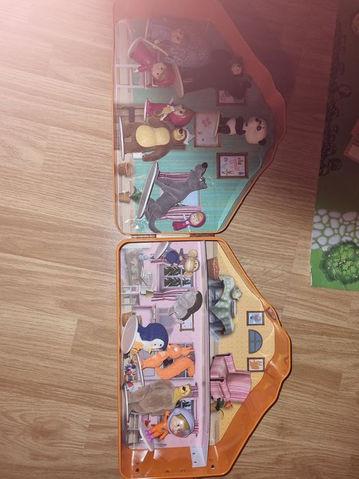 Masha si Ursul, împreună cu prietenii lor din padure