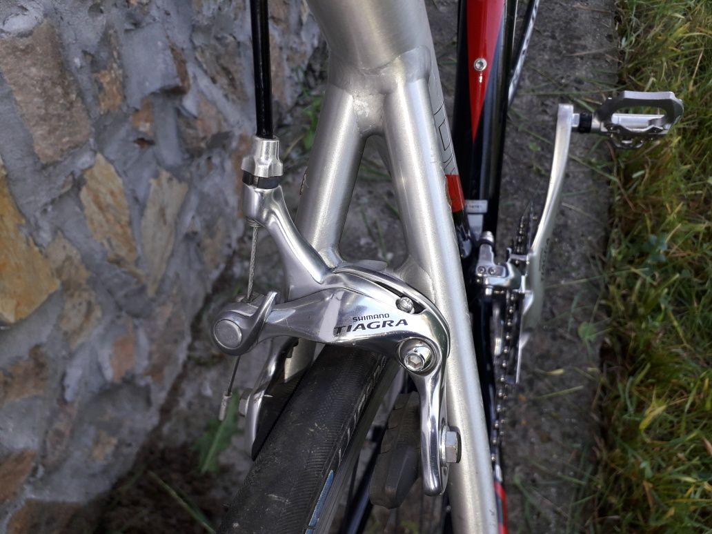 Bicicleta Giant R28 2x10 Shimano Tiagra