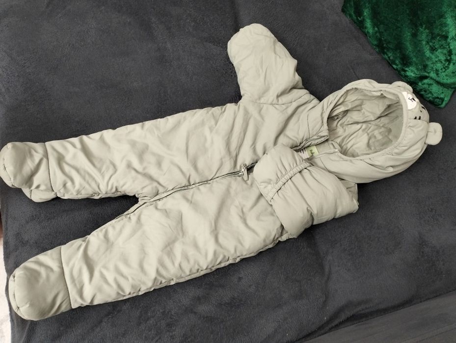 Продам детский зимний комбензон  на 74см