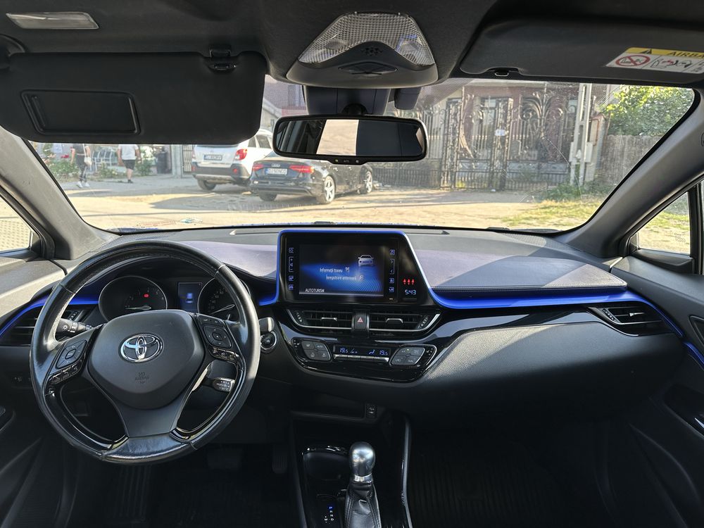 Toyota CHR 1.2 benzina,turbo,automată