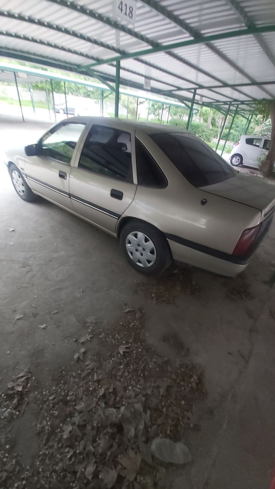 Аренда Opel Vectra А 1.6 мотор инжектор 1993 года