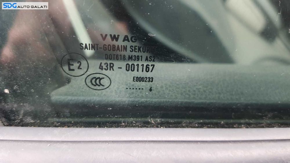 Geam Sticla de pe Usa Portiera Dreapta Fata Skoda Rapid 2012 - 2017 [C1587]