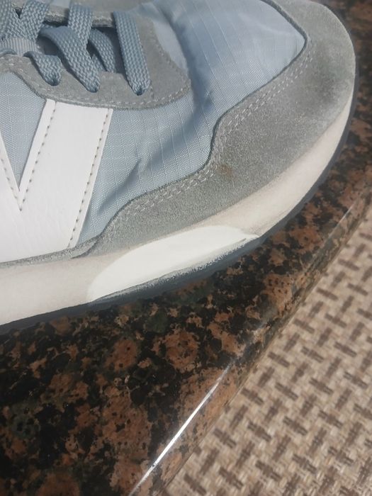 Vând adidasi new balance nr 42