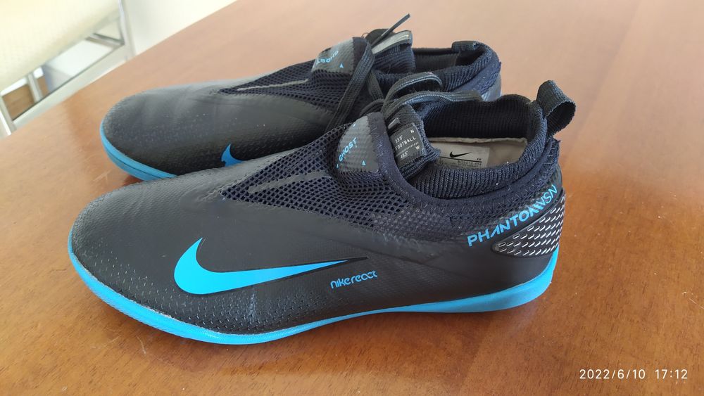 Детская спортивная обувь сороконожки