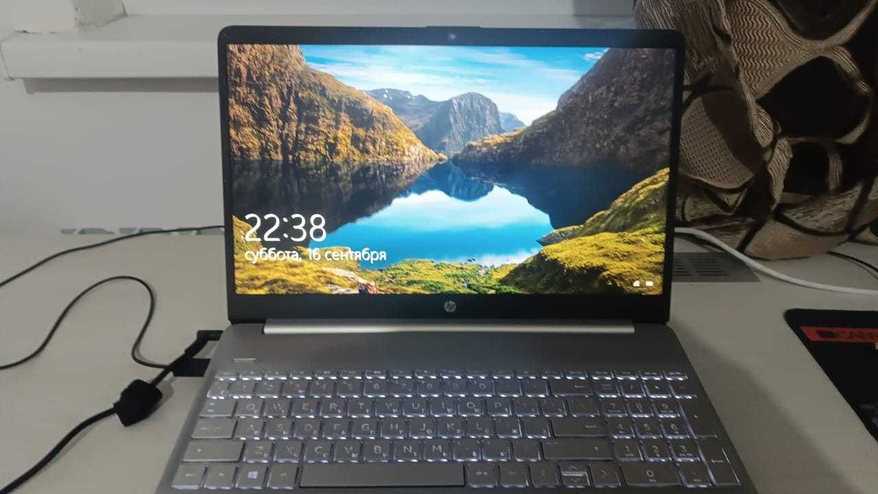 Ноутбук hp LAPTOP-1T24JP74