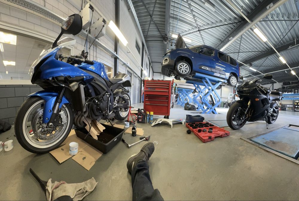 Servicii mecanic autoturisme/ motociclete/ trasport motociclete