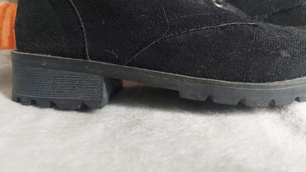 чисто нови велурени дамски ботуши тип чизми 36